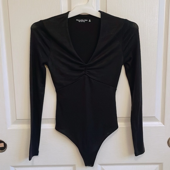 abercrombie and fitch bodysuit - Picture 2 of 3
